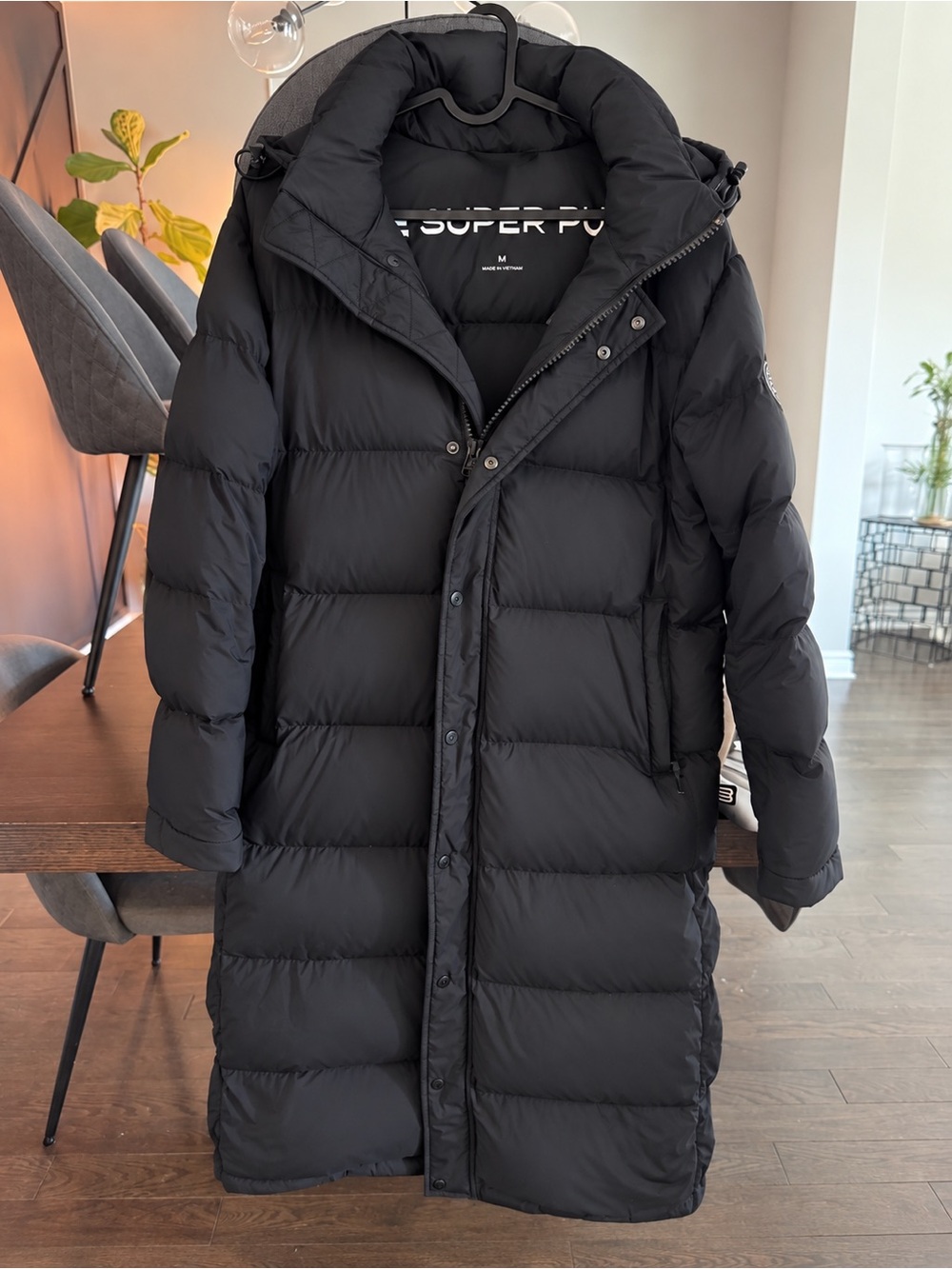 Aritzia Super Puff long- Black Medium
